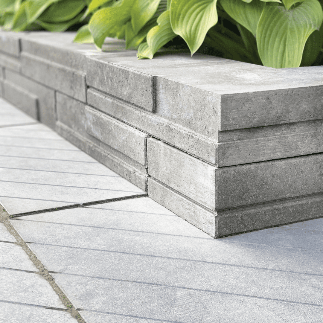 Differences between decorative walls and retaining concrete walls